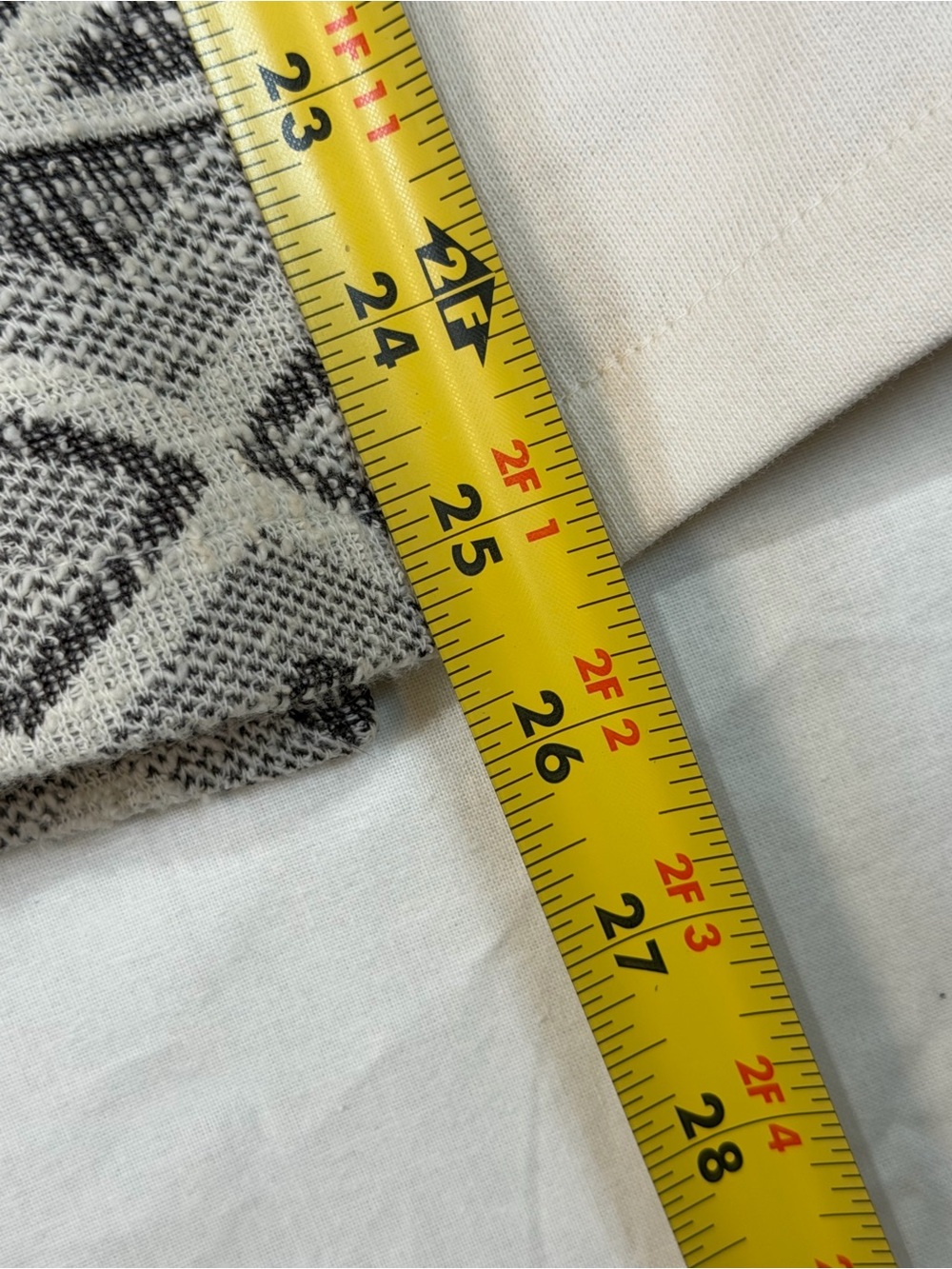Natural Reflections Gray & White Aztec Zip Hoodie - Picture 4 of 5